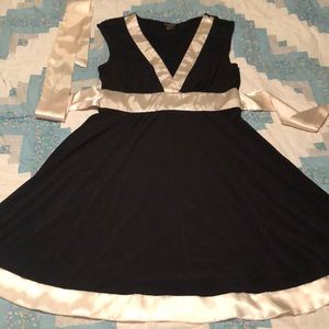 Size large sleeveless dress by XOXO collection